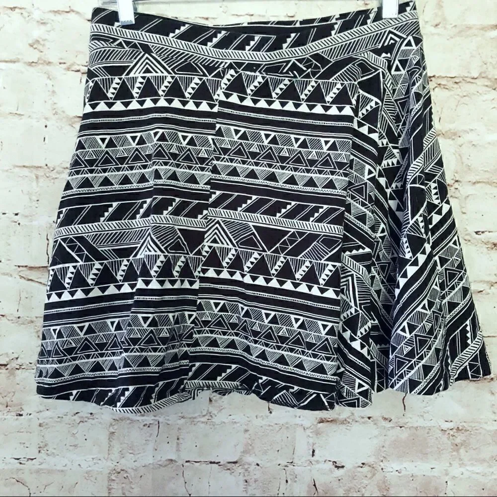 PINK elastic waist knit skirt Aztec